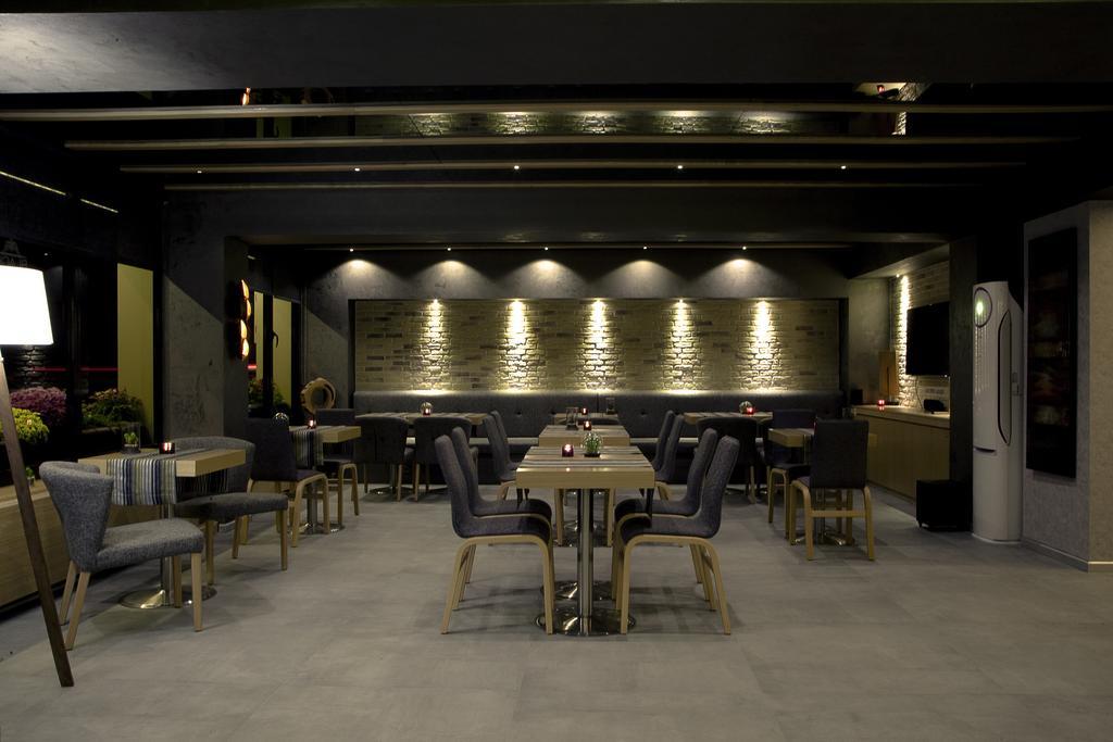 The Black Hotel Eskisehir Bagian luar foto