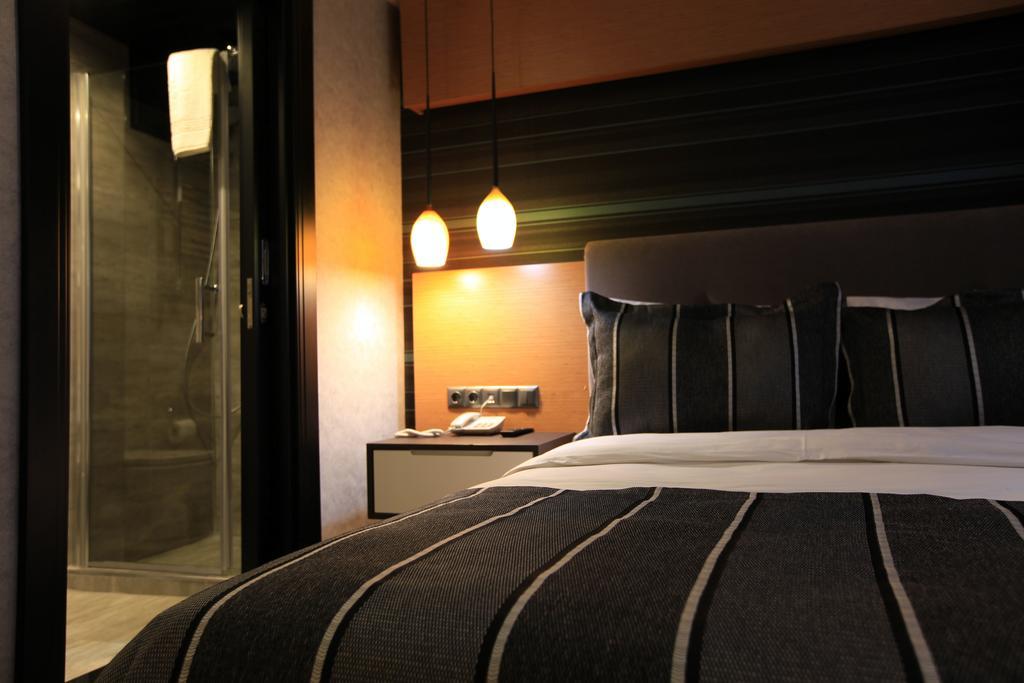 The Black Hotel Eskisehir Bagian luar foto