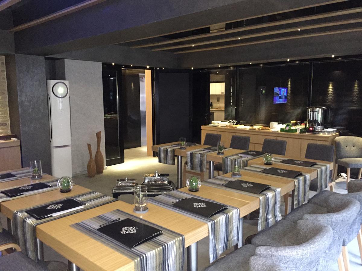 The Black Hotel Eskisehir Bagian luar foto